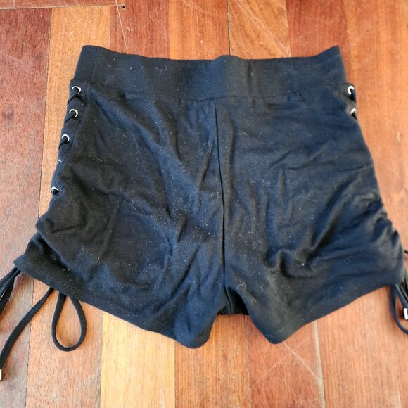 Forever 21 Black Lace-Up High Waisted Stretch Shorts Size Medium - Picture 9 of 11